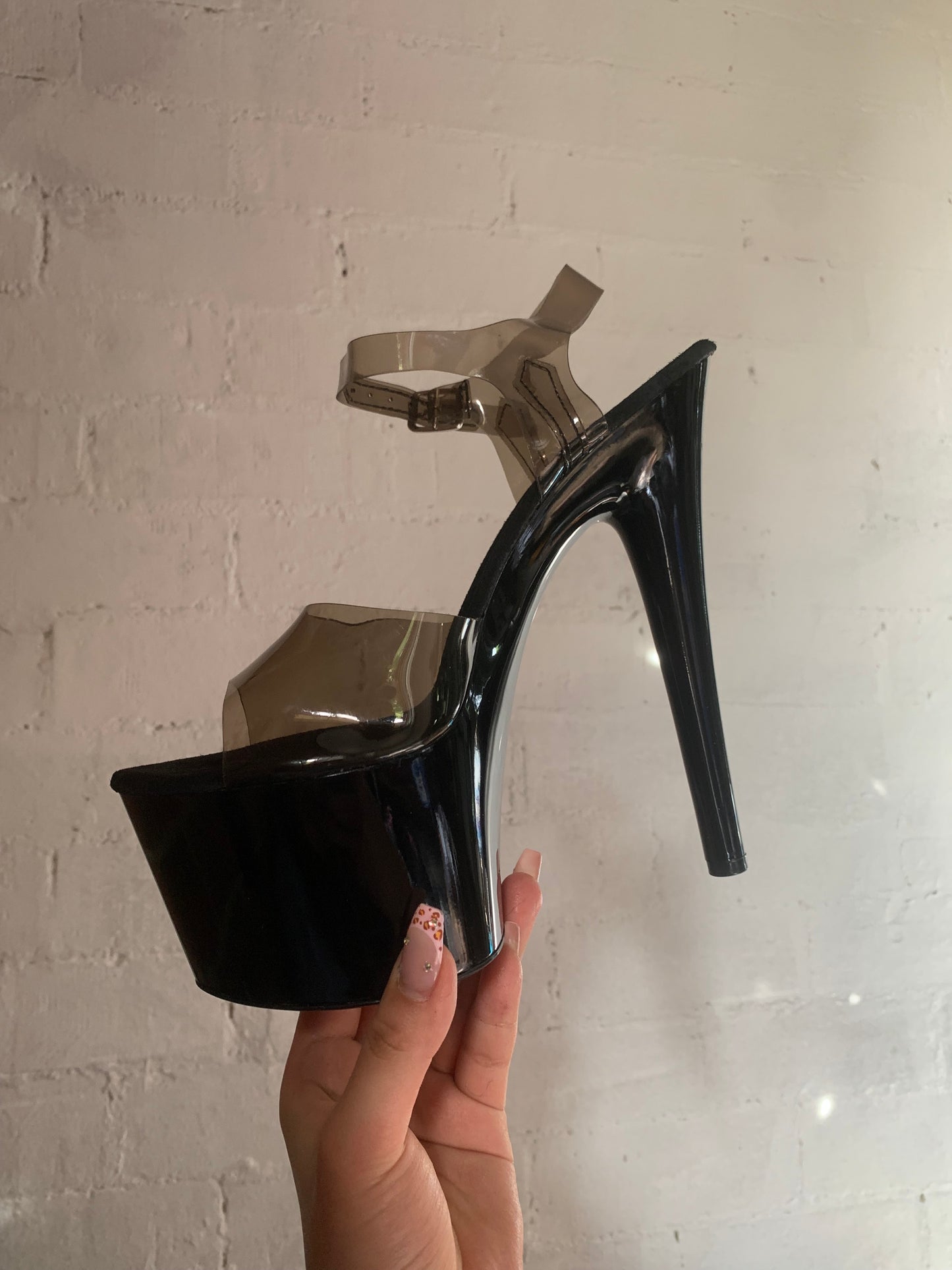 Black 7 inch sandals