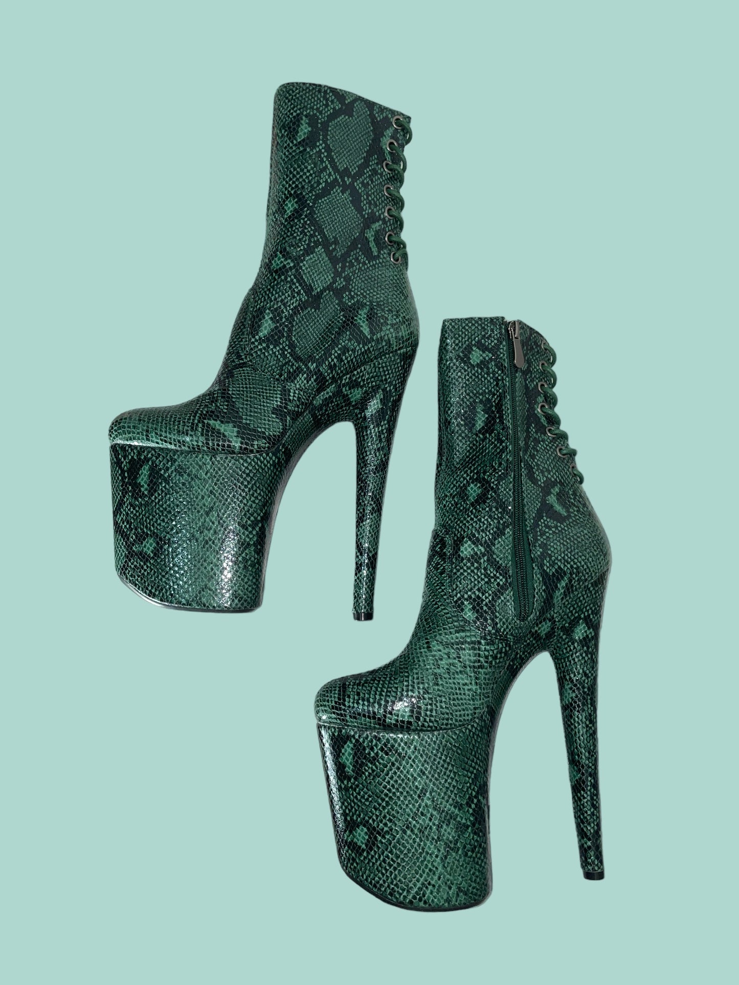 Medusa - Forest green - back laces ankle boots - 8 inch