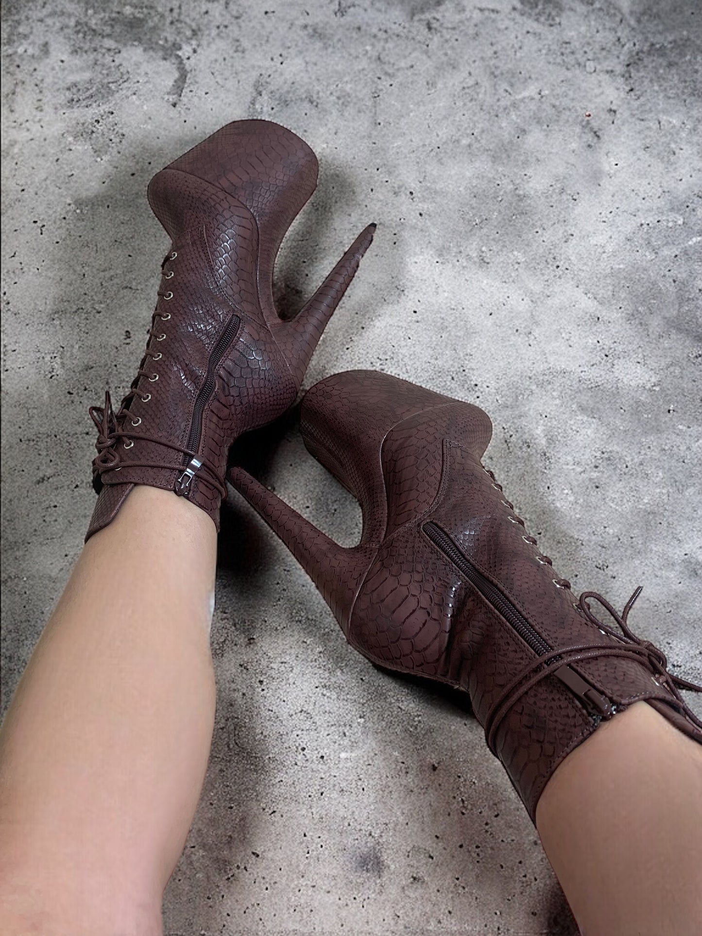 Brown snake - 8 inch ankle boots