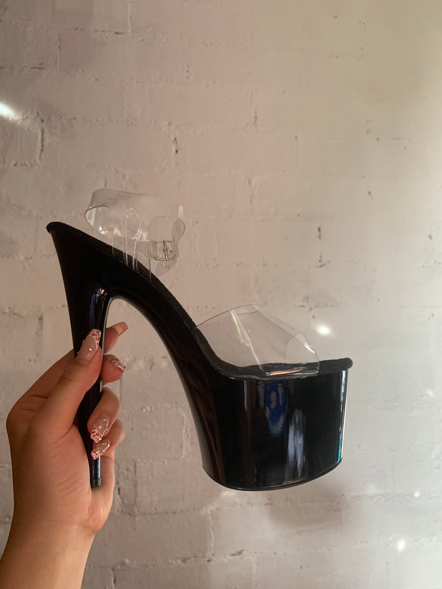 Black 7 inch sandals