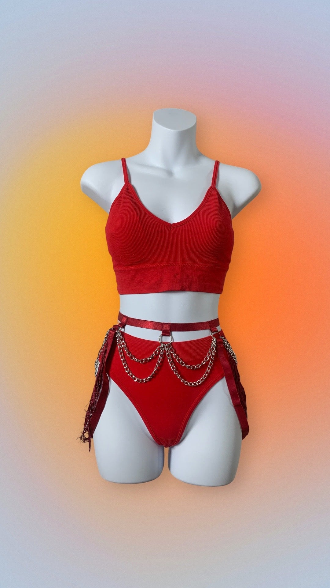 Tassels belt red