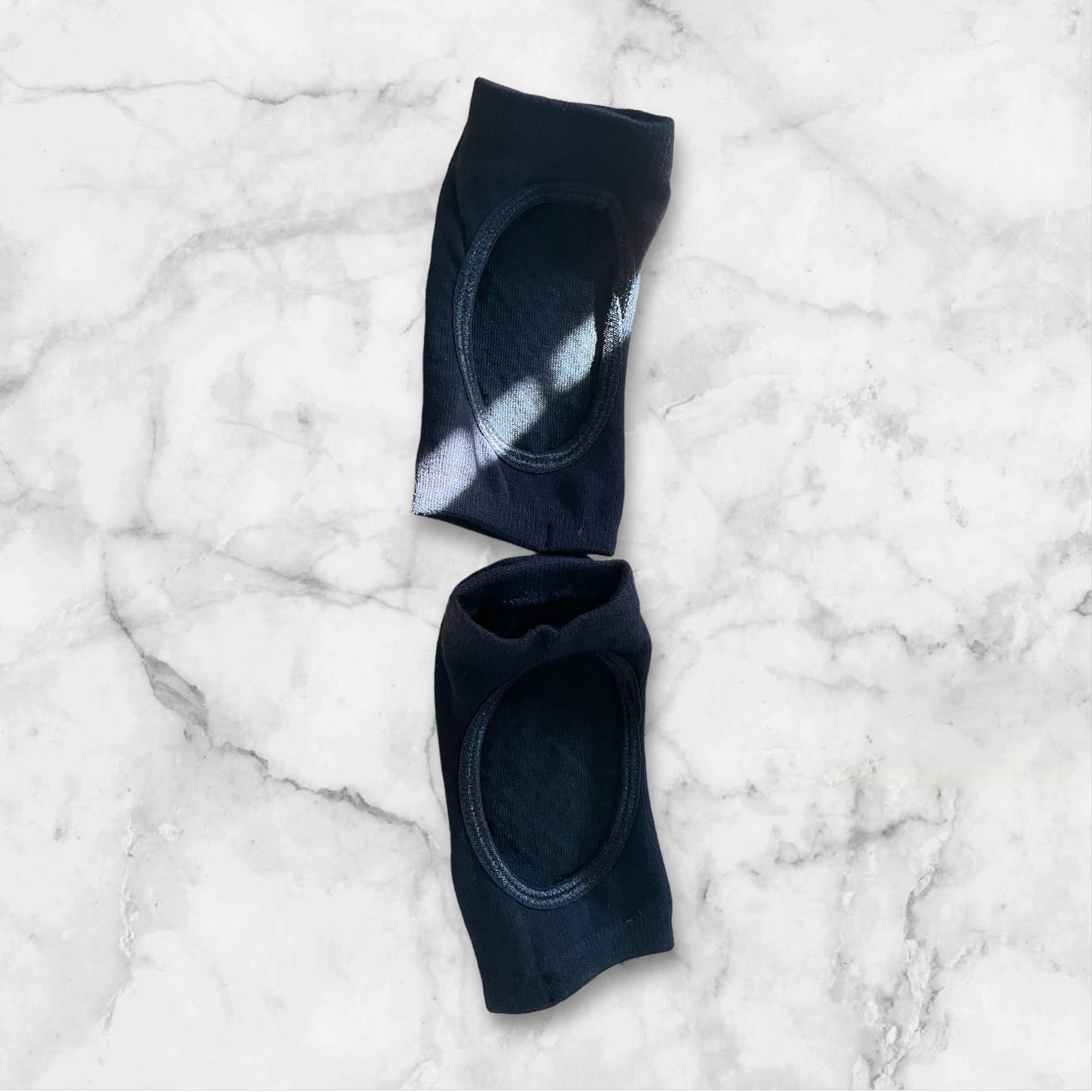 Peep toe socks