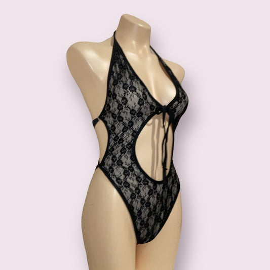 Bowtie bodysuit black lace