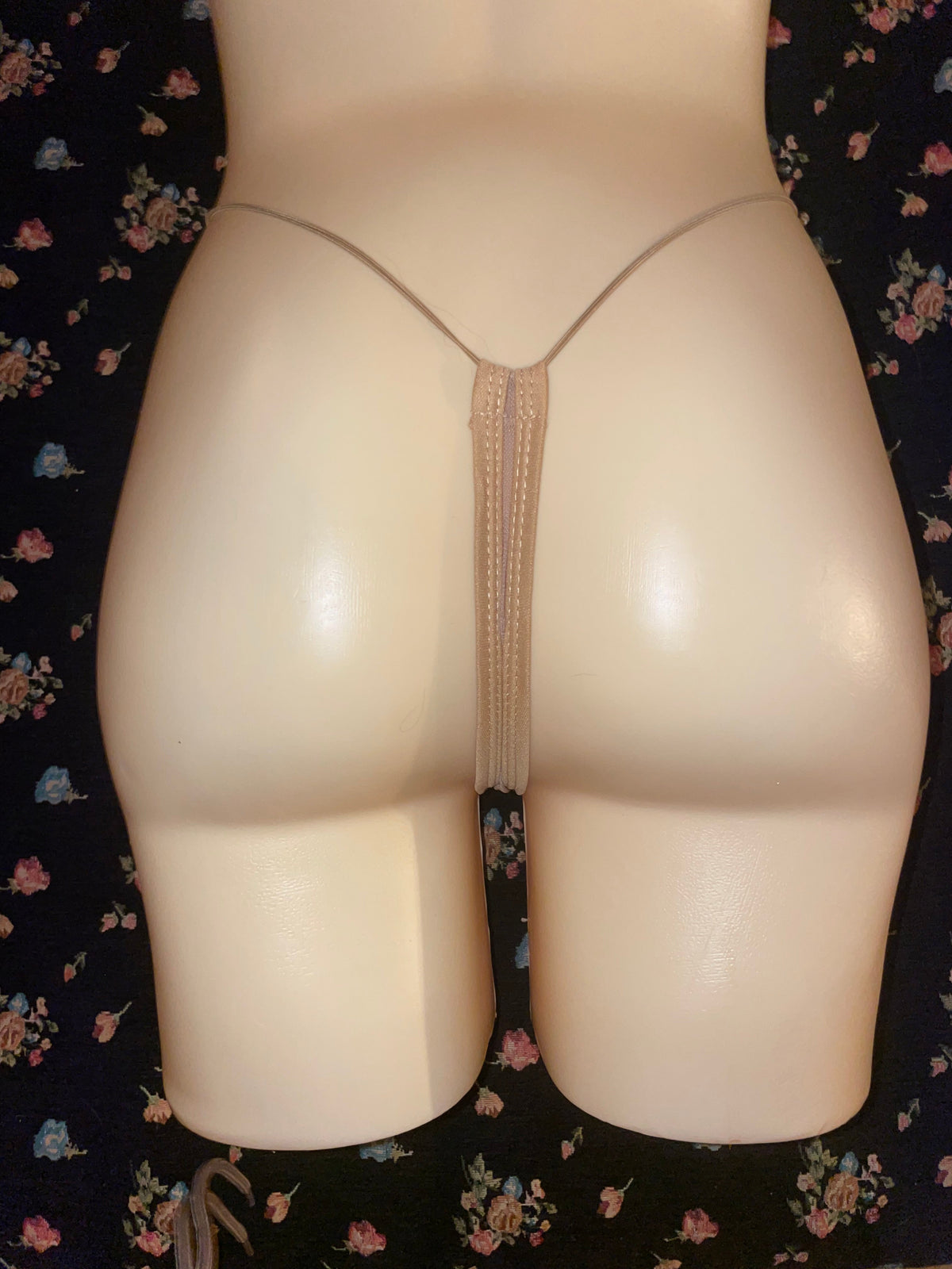 Undercover - Y string mesh underwear