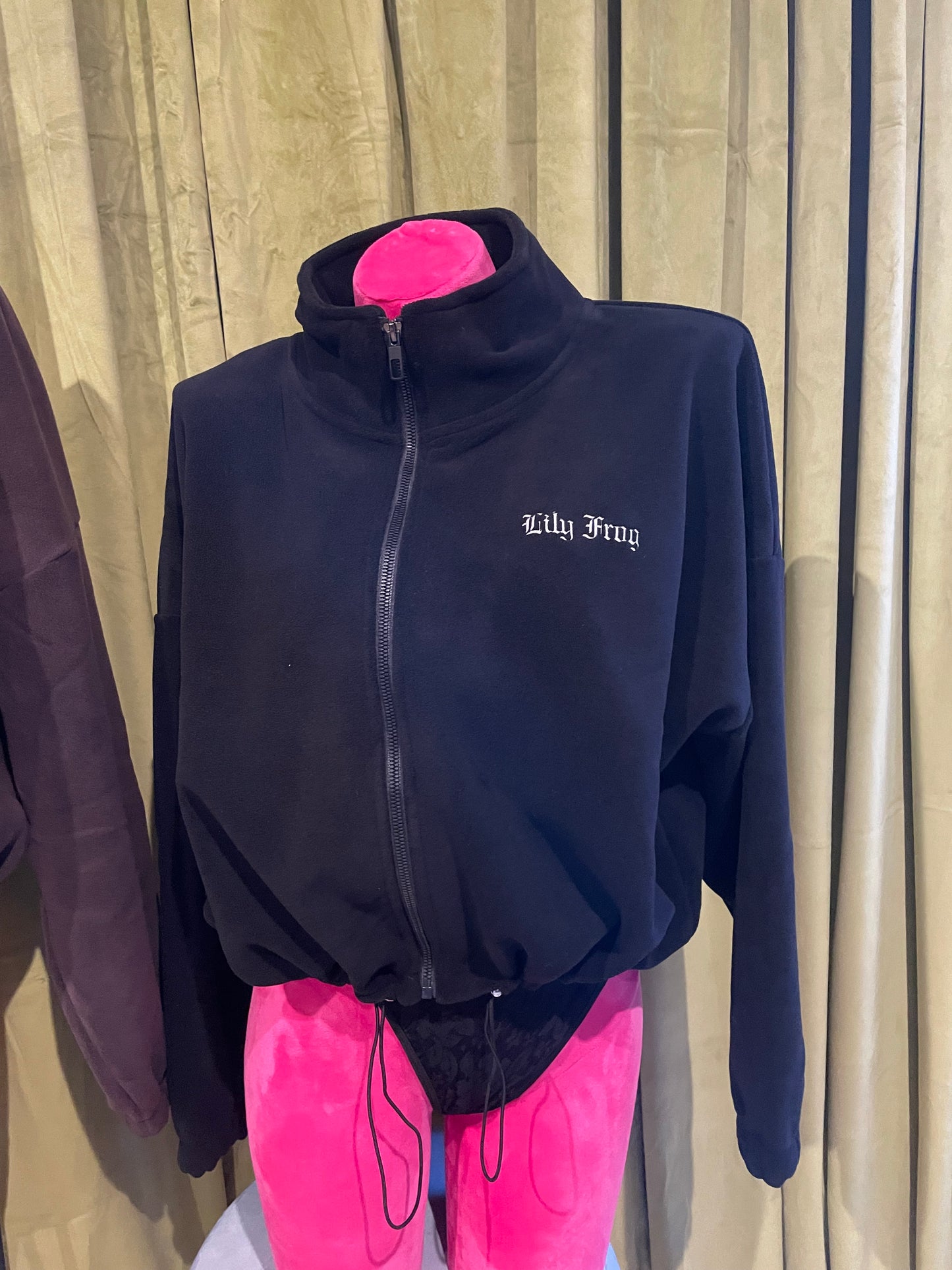 Embroidery fleece jumper Black