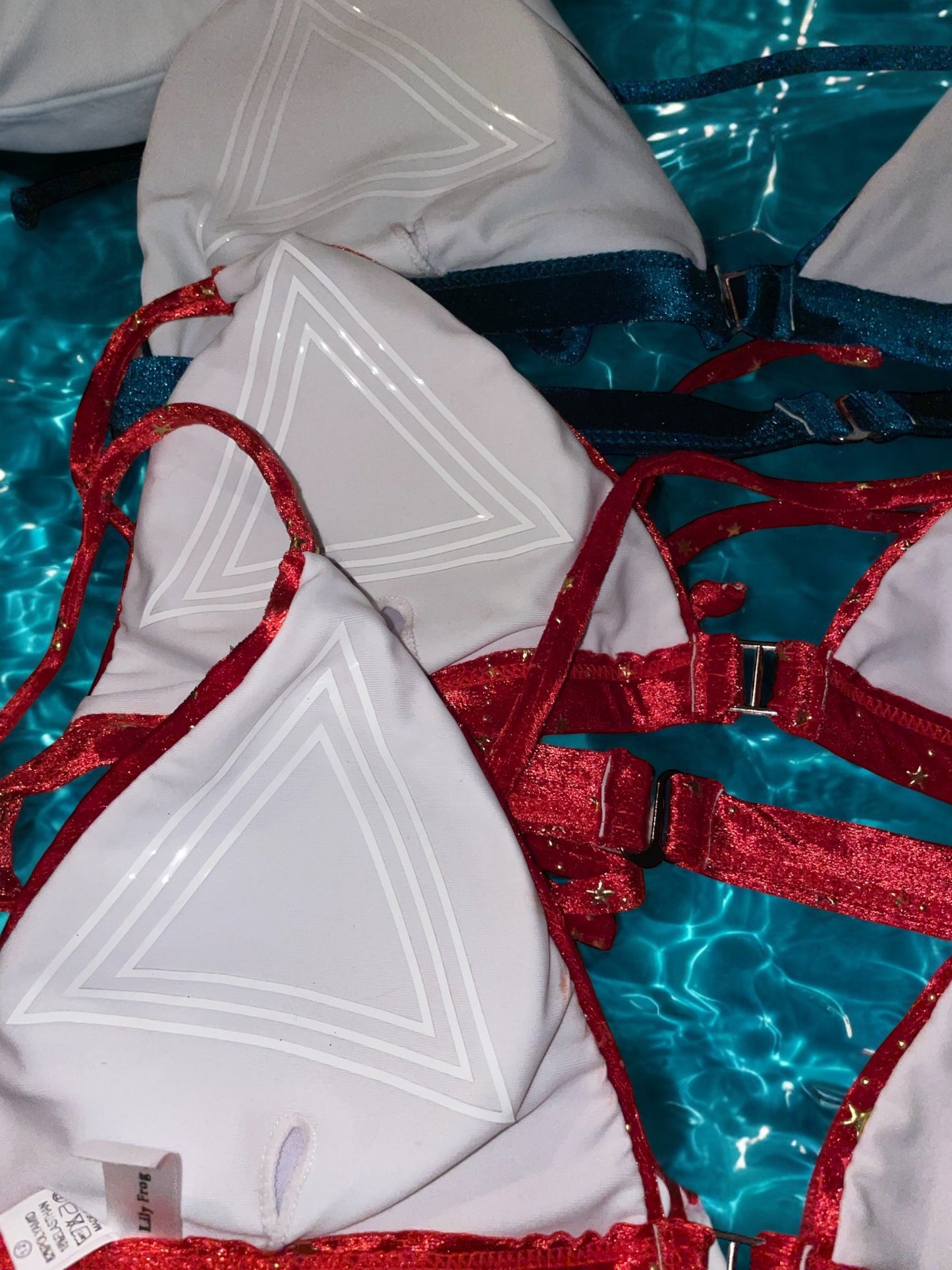 No slip triangle add on - one pair