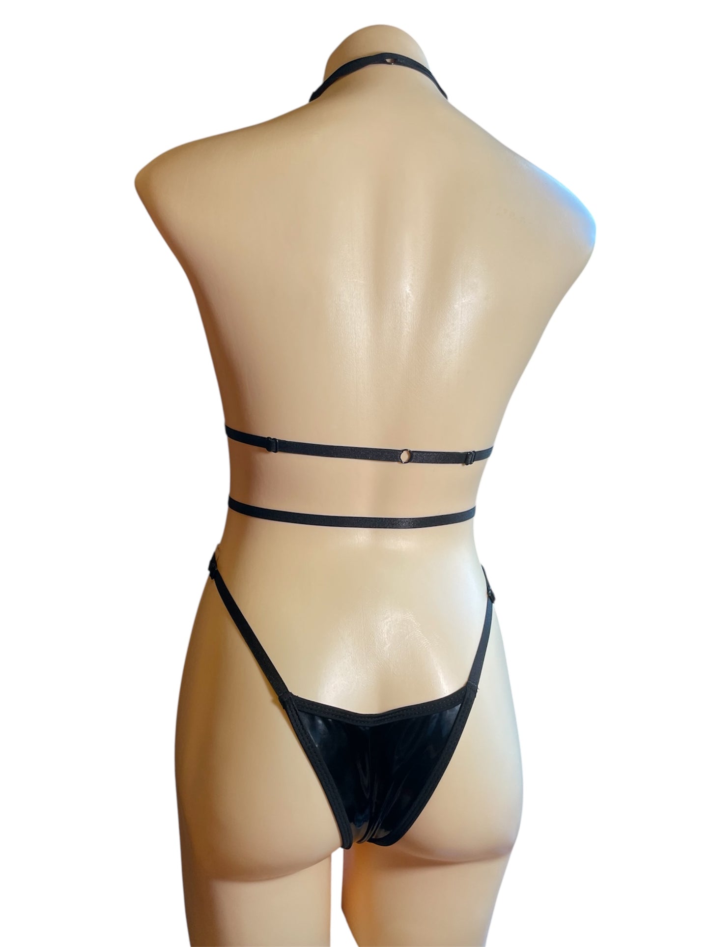 Diamond tease - Black faux leather & mesh bikini