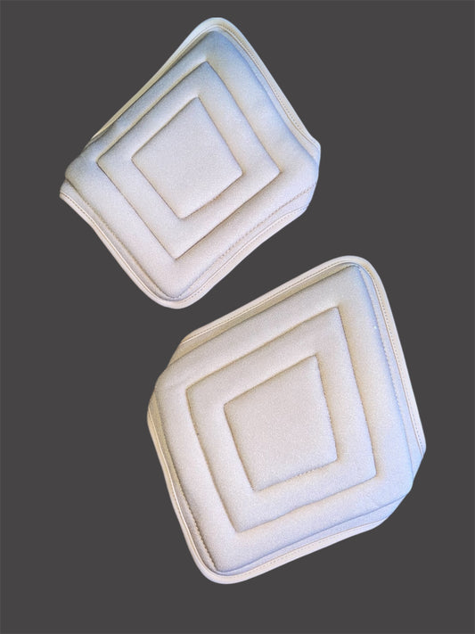 Diamond shaped knee pads