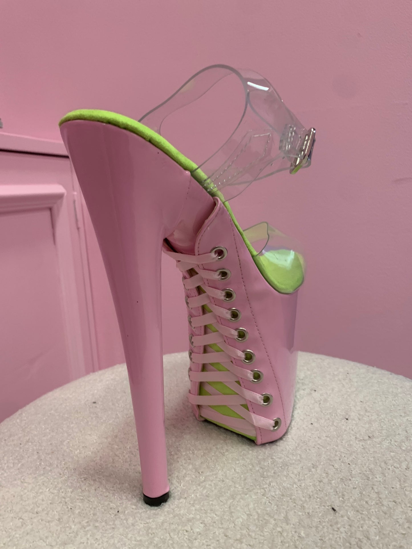 Lace up sandals - Baby Pink & Green